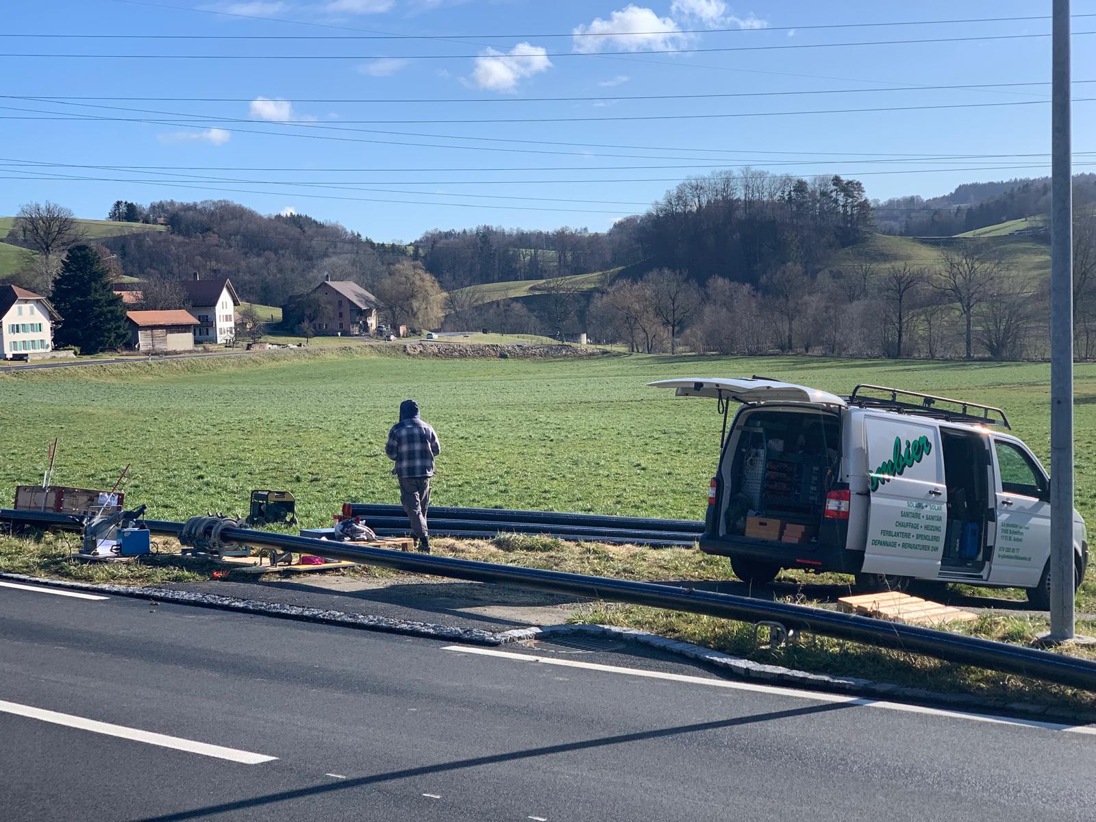 Pose de conduites avec véhicule d'entreprise